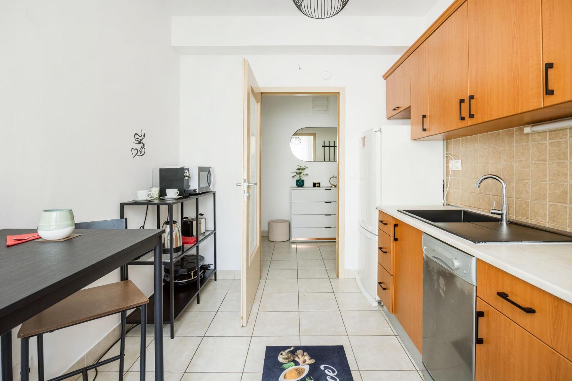 Appartement Modern Two-bedroom With Free Parking Boedapest